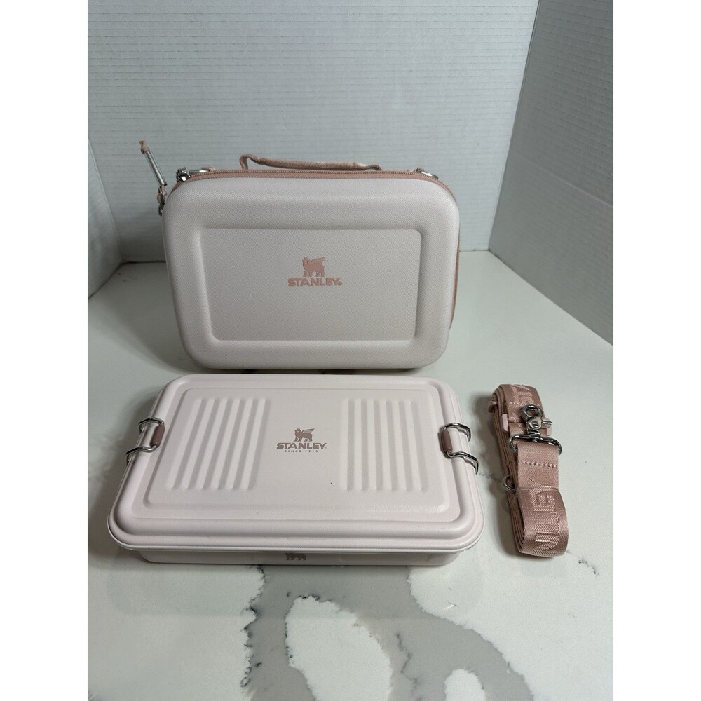 Stanley All Day Arista Midi Lunch Box and Stanley Legendary Box Rose Quartz